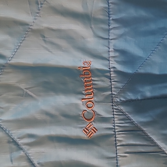 Columbia Vest - Picture 4 of 5